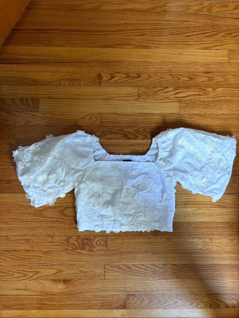 Ann Taylor White Cotton Embroidered Top with Puff Detail